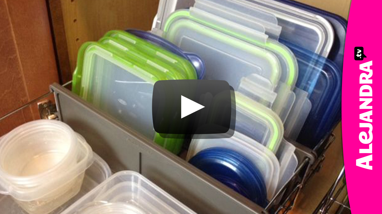 How to organize Tupperware and food storage containers