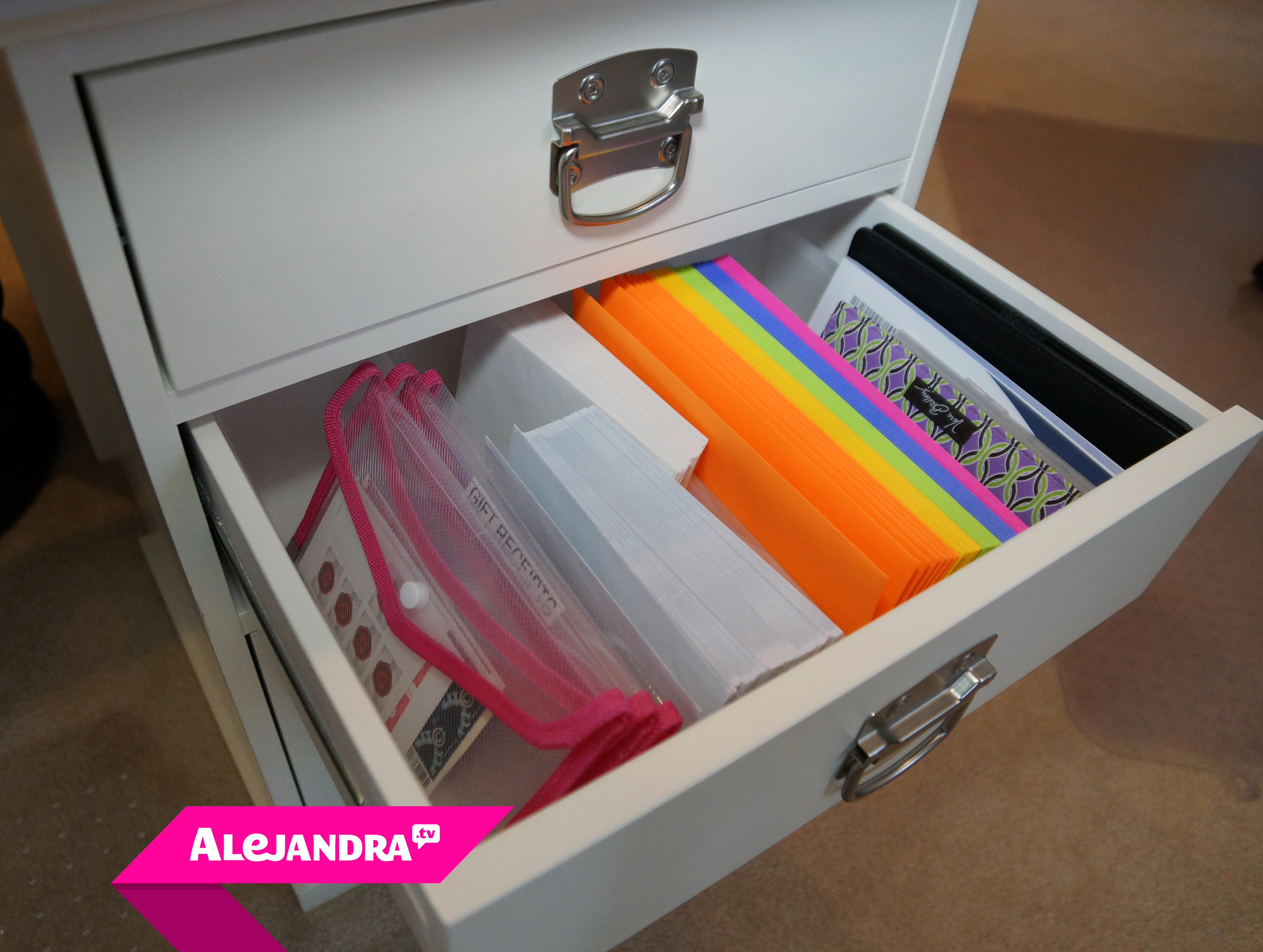 4 Ways to Organize Your Drawers - Get Organized HQ