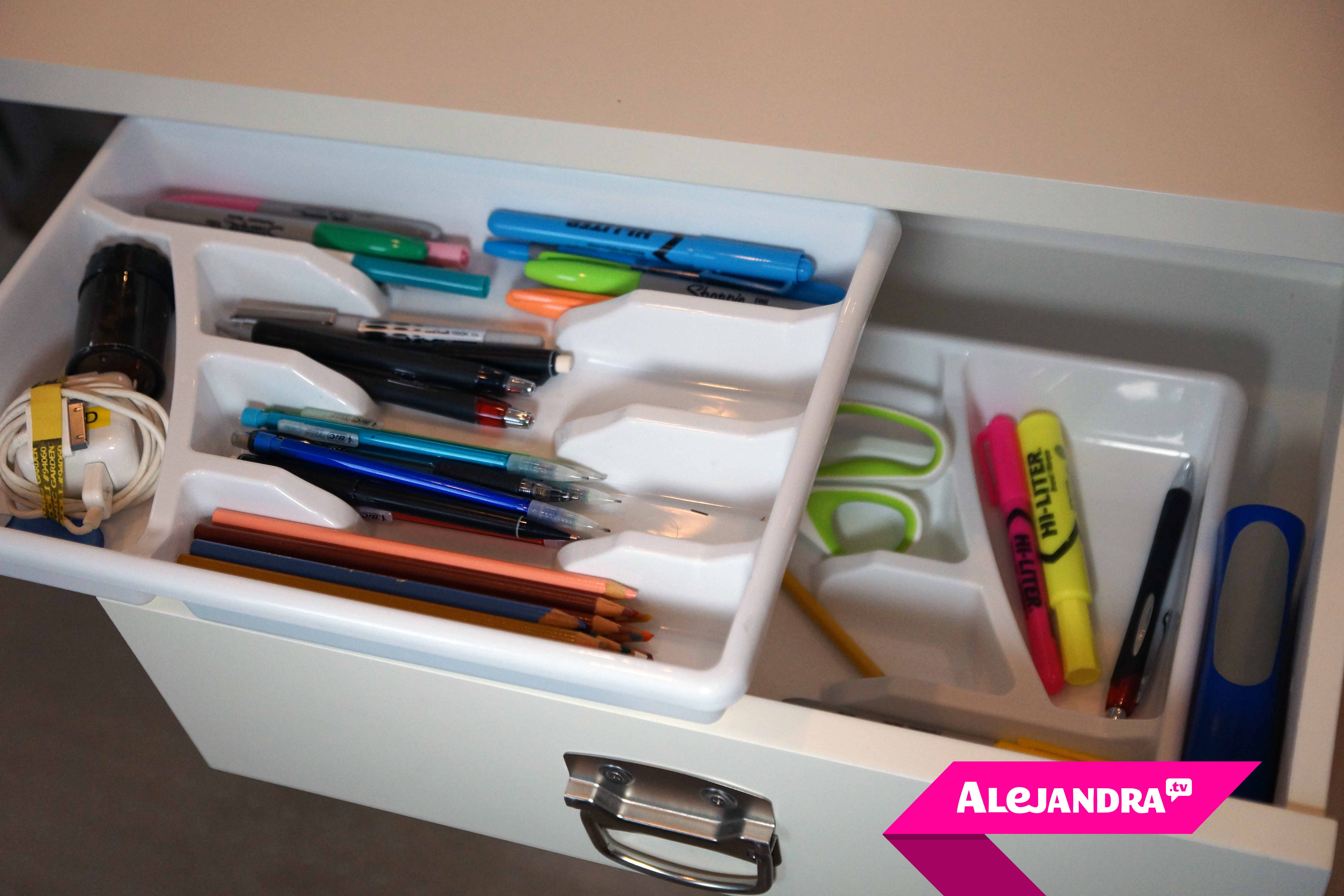 How to Organize Pens, Pencils, and Markers